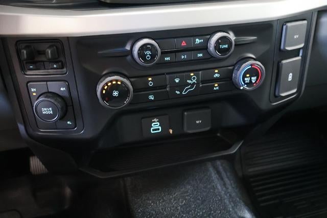 2027 Ford Super Duty F-350 SRW XL