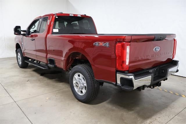 2026 Ford Super Duty F-350 SRW XLT