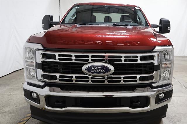 2026 Ford Super Duty F-350 SRW XLT