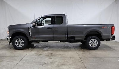 2026 Ford Super Duty F-350 SRW XLT