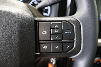 2027 Ford Super Duty F-350 SRW XLT