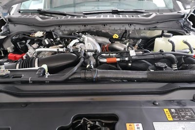 2027 Ford Super Duty F-350 SRW XLT