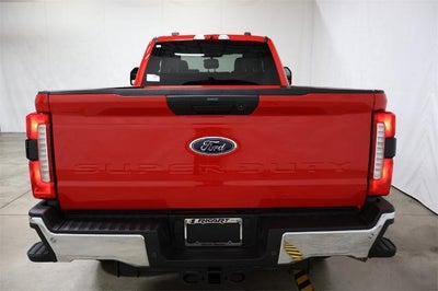 2026 Ford Super Duty F-350 SRW XLT