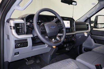 2026 Ford Super Duty F-350 SRW XLT