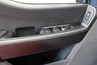 2027 Ford Super Duty F-350 SRW XLT