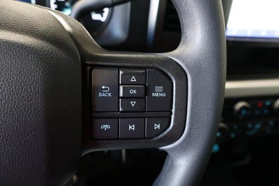 2027 Ford Super Duty F-350 SRW XLT