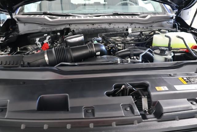 2027 Ford Super Duty F-350 SRW XLT