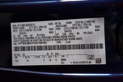 2027 Ford Super Duty F-350 SRW XLT