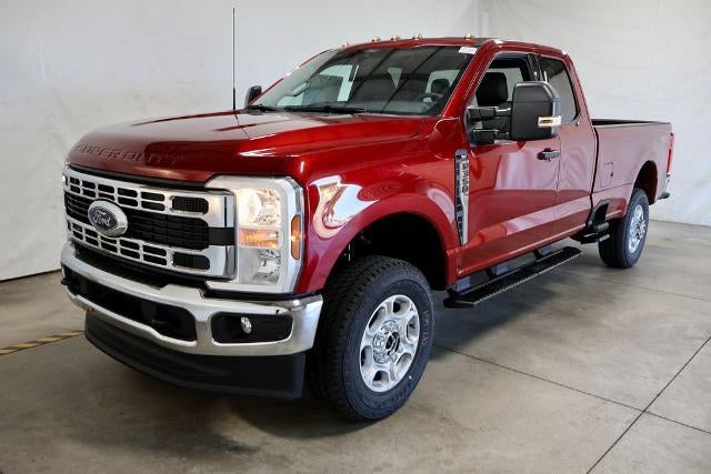 2026 Ford Super Duty F-350 SRW XLT