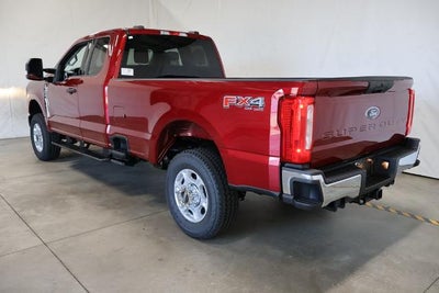 2026 Ford Super Duty F-350 SRW XLT