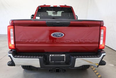 2026 Ford Super Duty F-350 SRW XLT