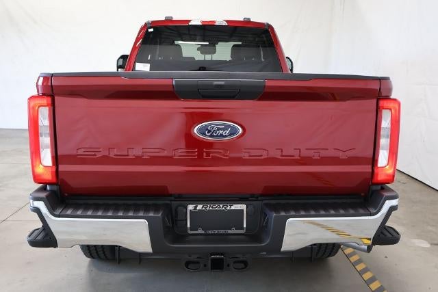 2026 Ford Super Duty F-350 SRW XLT