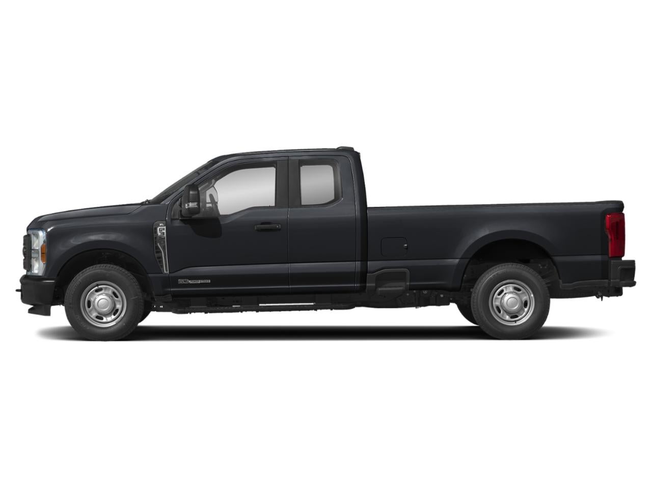 2027 Ford Super Duty F-350 SRW XLT