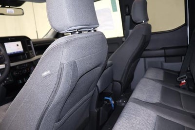 2027 Ford Super Duty F-350 SRW XLT