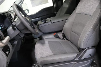 2027 Ford Super Duty F-350 SRW XLT