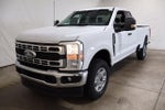 2027 Ford Super Duty F-350 SRW XLT