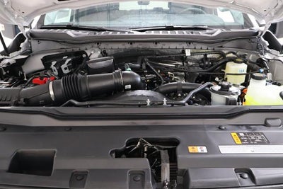 2027 Ford Super Duty F-350 SRW XLT