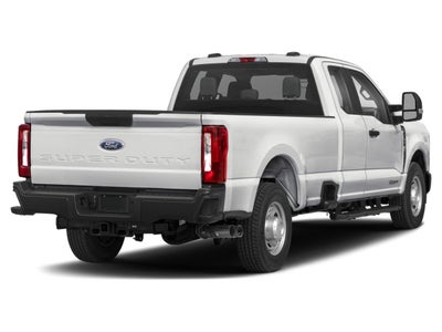2027 Ford Super Duty F-350 SRW XLT