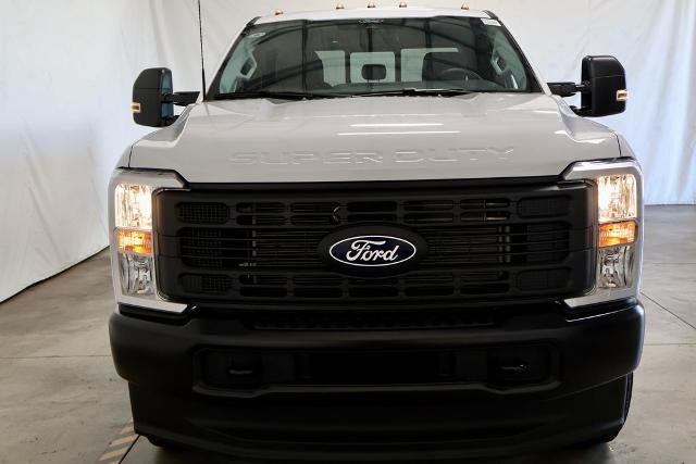 2027 Ford Super Duty F-350 SRW XL