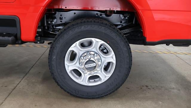 2026 Ford Super Duty F-350 SRW XLT