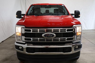 2026 Ford Super Duty F-350 SRW XLT