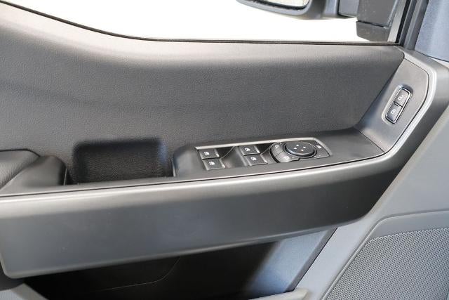2027 Ford Super Duty F-350 SRW XLT
