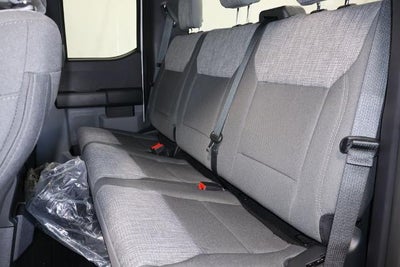2027 Ford Super Duty F-350 SRW XLT
