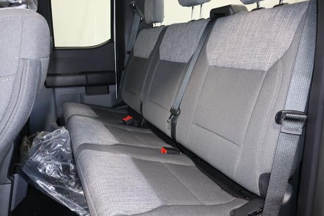 2027 Ford Super Duty F-350 SRW XLT