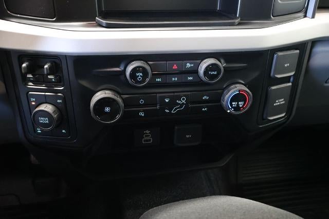 2027 Ford Super Duty F-350 SRW XLT
