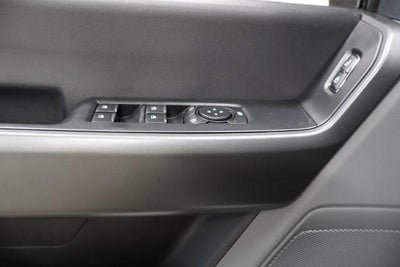 2027 Ford Super Duty F-350 SRW XLT