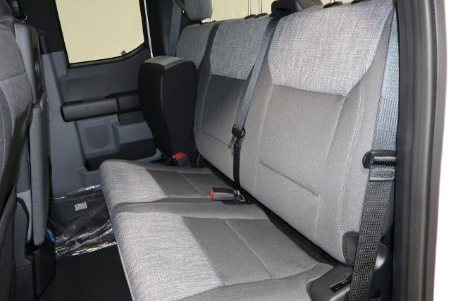 2027 Ford Super Duty F-350 SRW XLT