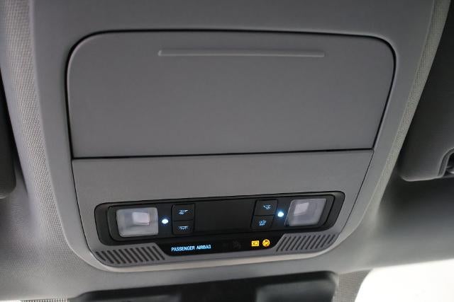 2027 Ford Super Duty F-350 SRW XLT