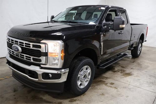 2026 Ford Super Duty F-350 SRW XLT