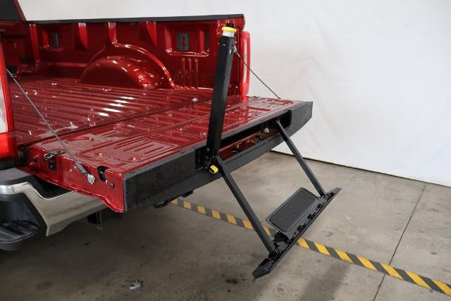 2027 Ford Super Duty F-250 SRW XLT