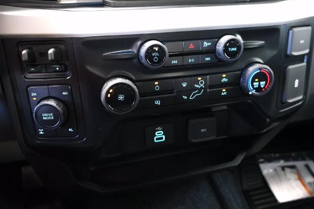 2027 Ford Super Duty F-250 SRW XL