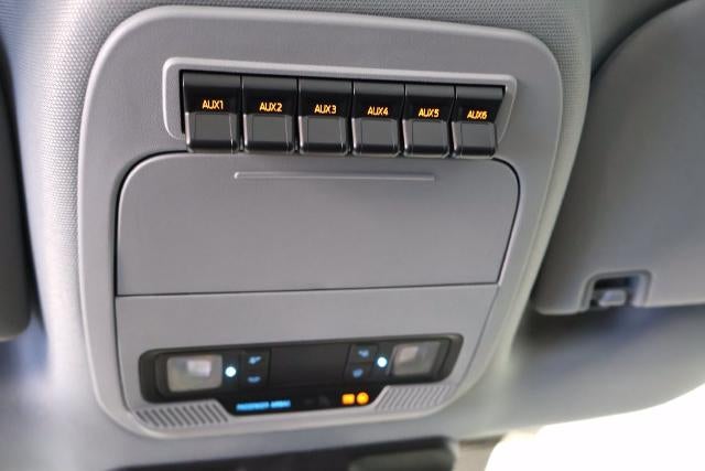 2027 Ford Super Duty F-250 SRW XL