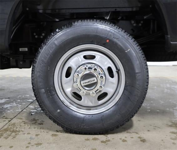 2025 Ford Super Duty F-250 SRW XLT