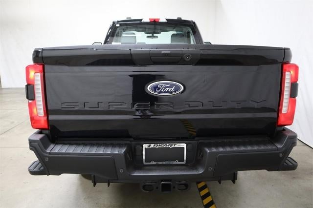 2024 Ford Super Duty F-350 SRW XL