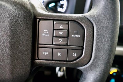 2027 Ford Super Duty F-350 SRW XLT