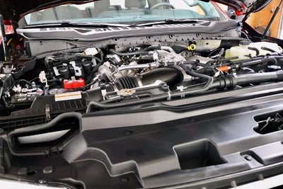 2027 Ford Super Duty F-350 SRW XLT