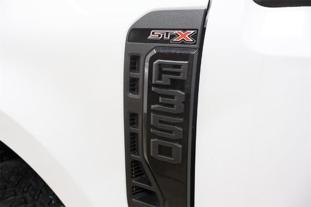 2025 Ford Super Duty F-350 SRW XL