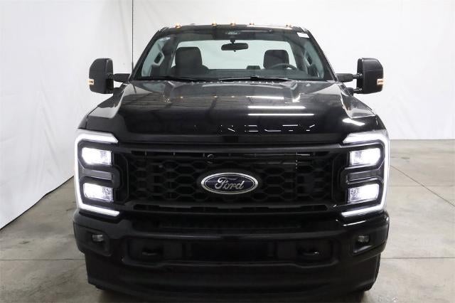 2025 Ford Super Duty F-350 SRW XL