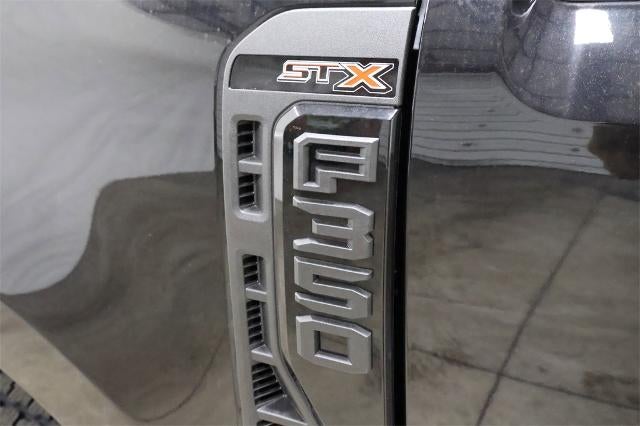 2025 Ford Super Duty F-350 SRW XL