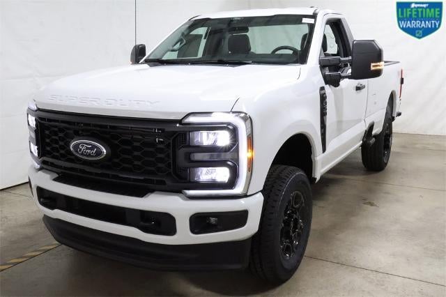 2025 Ford Super Duty F-350 SRW XL