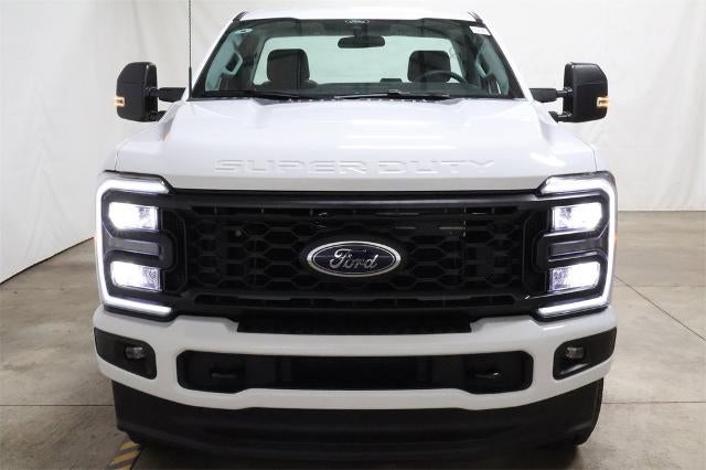 2025 Ford Super Duty F-350 SRW XL