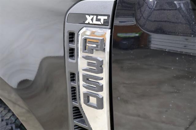 2026 Ford Super Duty F-350 SRW XLT
