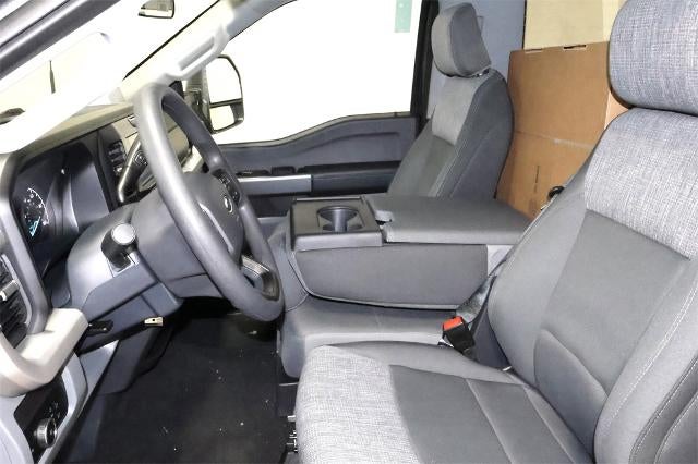 2025 Ford Super Duty F-350 SRW XLT
