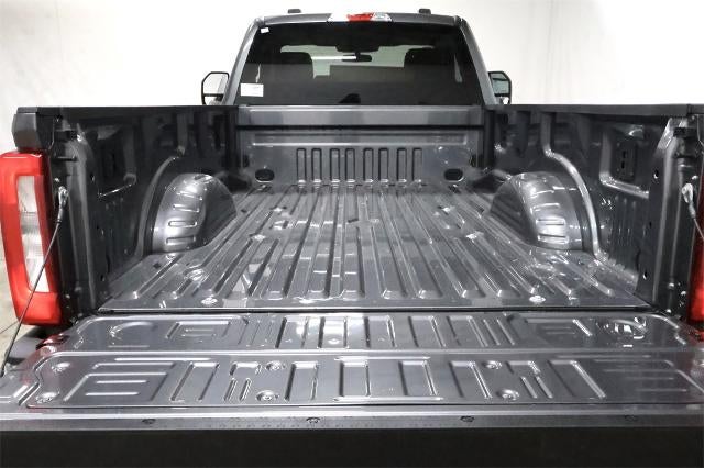 2025 Ford Super Duty F-350 SRW XLT