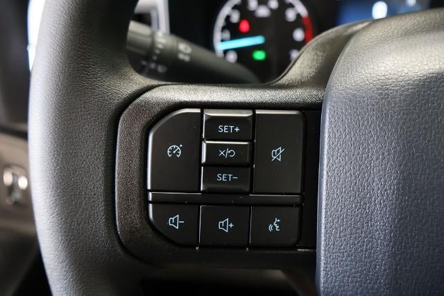 2027 Ford Super Duty F-350 SRW XL