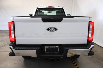 2027 Ford Super Duty F-350 SRW XL
